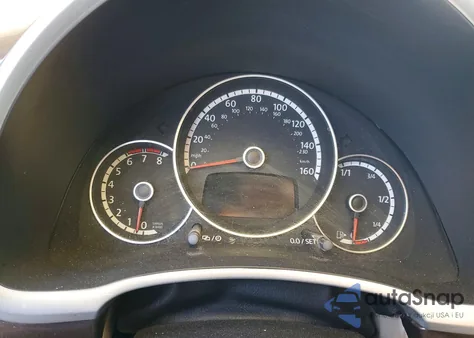 2013 Volkswagen Beetle z USA, uszkodzony, nr VIN 3VWHP7AT6DM678946